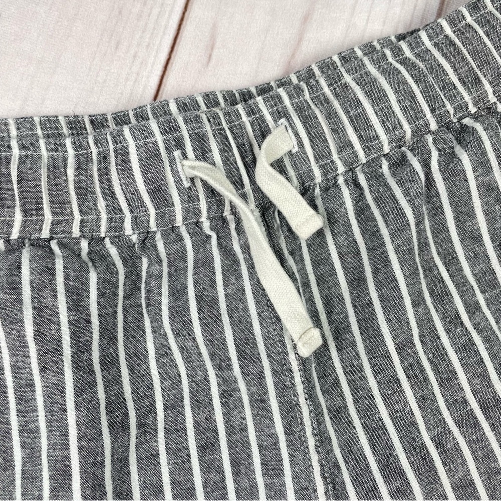 EUC Marine Layer Beach Shorts Women’s M Gray White Stripe Hemp Blend Pull on - Picture 4 of 11